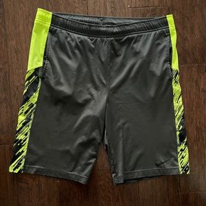 Nike Dri Fit Athletic Shorts Size Large